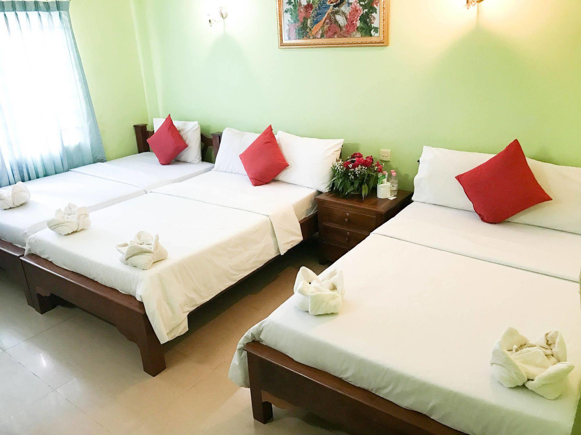 Ta Som Guesthouse & Tour Services Siem Reap Luaran gambar